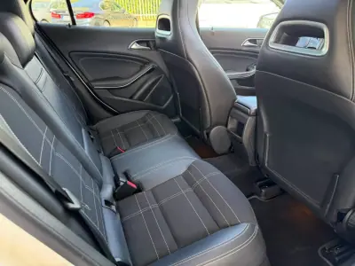 Mercedes-Benz GLA 200 2014 - 20450 EUR, 164000 km - 164000km - foto 28 de 34
