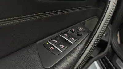 BMW 520 2017 - 23990 EUR, 262000 km - AUTO.MOTO.pt - 262000km - foto 30 de 40