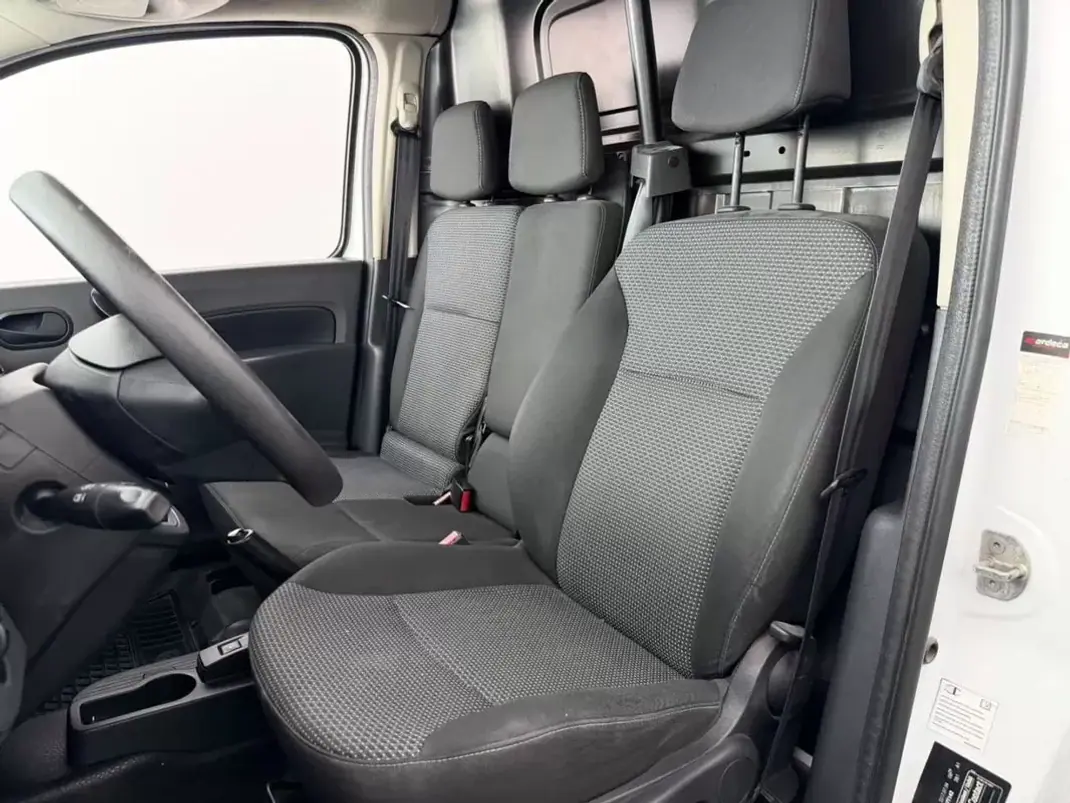 Mercedes-Benz Citan 2017 - 12990 EUR, 108303 km - 108303km - foto 12 de 22