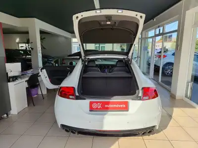 Audi TT Coupé 2009 - 21150 EUR, 115300 km - AUTO.MOTO.pt - 115300km - foto 15 de 35