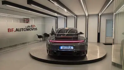 Porsche 992 2021 - 159500 EUR, 69488 km - AUTO.MOTO.pt - 69488km - foto 18 de 58