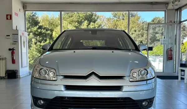 Citroën C4 2008 — photo 2 of 24