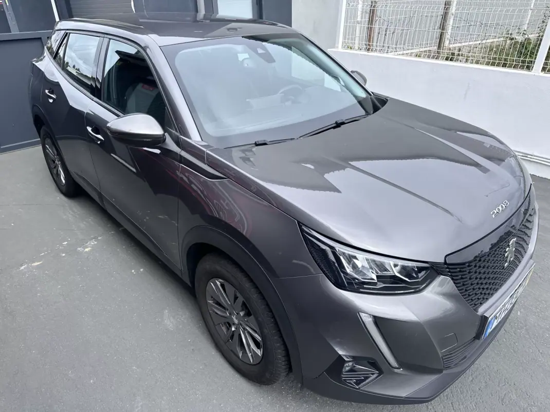 Peugeot 2008 2021 - 14900 EUR, 180000 km - AUTO.MOTO.pt - 180000km - foto 6 de 43