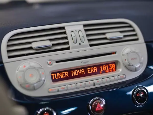 Fiat 500 2009 - 7490 EUR, 134771 km - AUTO.MOTO.pt - 134771km - foto 14 de 18