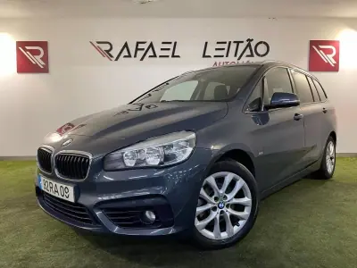 BMW 216 Gran Tourer 2016 — foto 2 de 40