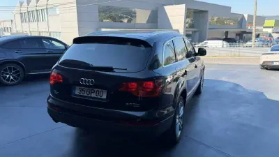 Audi Q7 2008 - 15900 EUR, 212000 km - 212000km - foto 3 de 12
