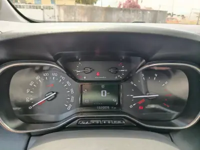 Citroën C3 Aircross 2019 - 10900 EUR, 132009 km - AUTO.MOTO.pt - 132009km - foto 3 de 20