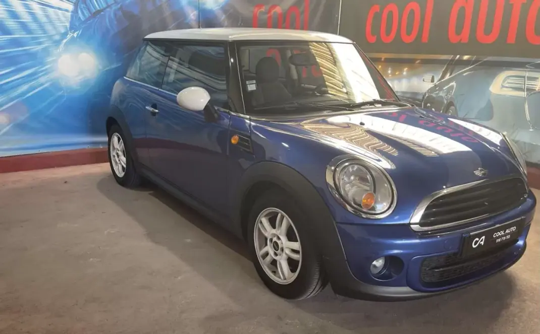 MINI One 2011 - 8500 EUR, 230000 km - AUTO.MOTO.pt - 230000km - foto 8 de 35