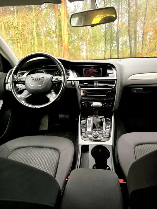 Audi A4 Avant 2013 - 14990 EUR, 181080 km - AUTO.MOTO.pt - 181080km - foto 18 de 25