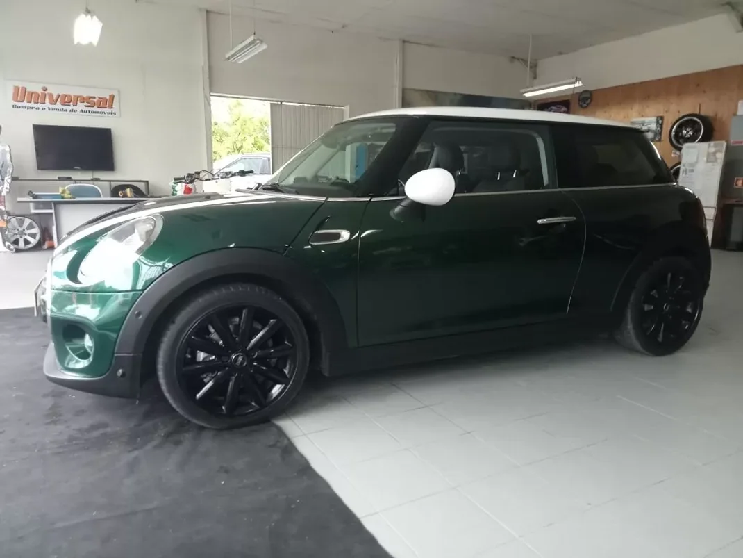MINI Cooper 2014 - 14900 EUR, 146000 km - AUTO.MOTO.pt - 146000km - foto 8 de 23