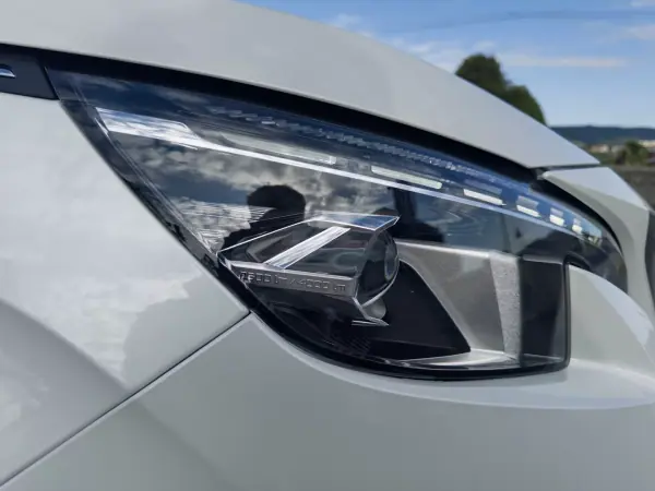 Peugeot 5008 2018 - 18990 EUR, 164000 km - AUTO.MOTO.pt - 164000km - foto 13 de 48