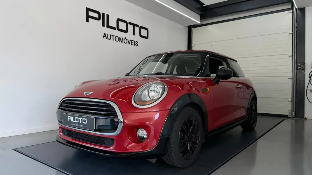 MINI One 2015 - 10990 EUR, 94000 km - AUTO.MOTO.pt - 94000km - foto 1 de 16