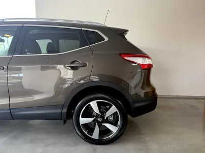 Nissan Qashqai 2015 - 14500 EUR, 171000 km - AUTO.MOTO.pt - 171000km - foto 19 de 86