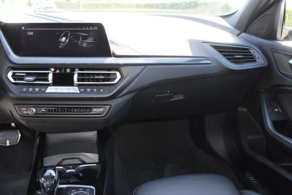 BMW 135 2020 - 39000 EUR, 75000 km - AUTO.MOTO.pt - 75000km - foto 23 de 37