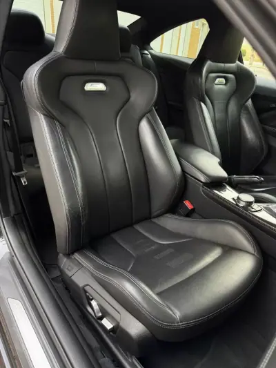 BMW M4 2017 - 58965 EUR, 120000 km - 120000km - foto 24 de 31
