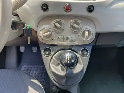 Fiat 500 2018 - 10900 EUR, 75300 km - AUTO.MOTO.pt - 75300km - foto 15 de 26