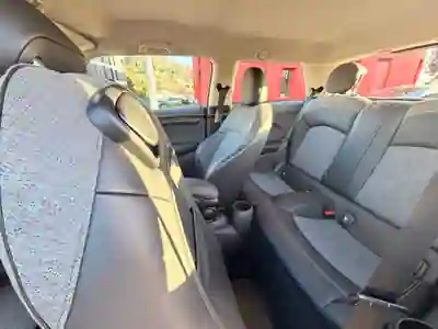 MINI One 2018 - 8000 EUR, 210000 km - AUTO.MOTO.pt - 210000km - foto 11 de 11