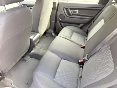 Land Rover Discovery Sport 2015 - 15900 EUR, 166000 km - AUTO.MOTO.pt - 166000km - foto 22 de 26