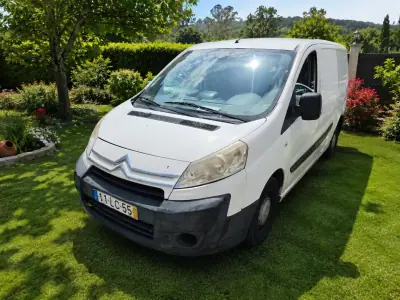 Citroën Jumpy 2010 - 1950 EUR, 424119 km - AUTO.MOTO.pt - 424119km - foto 5 de 9