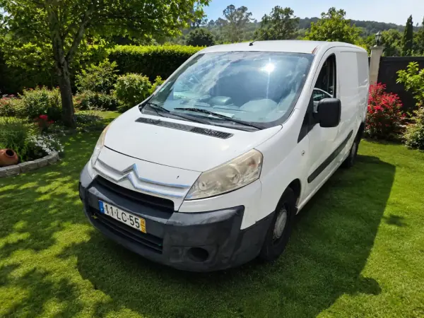 Citroën Jumpy 2010 - 1950 EUR, 424119 km - AUTO.MOTO.pt - 424119km - foto 5 de 9