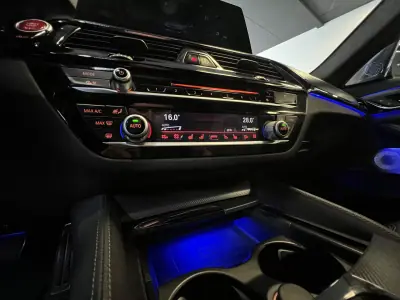 BMW M5 2019 - 87990 EUR, 80000 km - AUTO.MOTO.pt - 80000km - foto 52 de 59