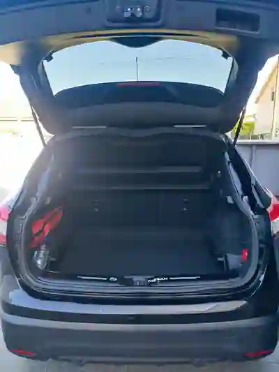Nissan Qashqai 2016 - 14000 EUR, 138030 km - foto 6 de 8
