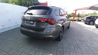 Fiat Tipo Station Wagon 2020 - 14350 EUR, 60939 km - AUTO.MOTO.pt - 60939km - foto 24 de 34