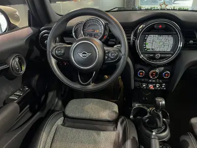 MINI Cooper 2019 - 24800 EUR, 28470 km - AUTO.MOTO.pt - 28470km - foto 13 de 31