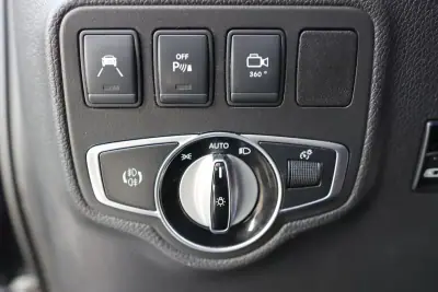Mercedes-Benz X 250 2019 - 45900 EUR, 138767 km - AUTO.MOTO.pt - 138767km - foto 19 de 25