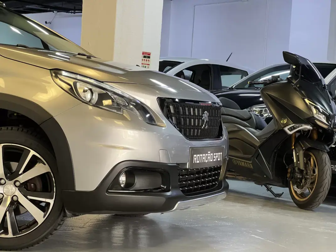 Peugeot 2008 2016 - 10990 EUR, 60000 km - 60000km - foto 31 de 60