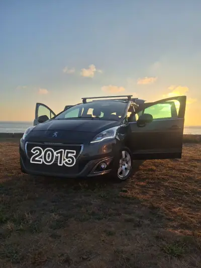 Peugeot 5008 2015 - 225000km