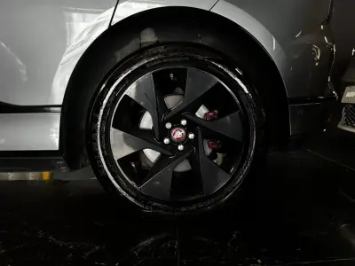 Jaguar I-Pace 2018 - 26990 EUR, 118500 km - AUTO.MOTO.pt - 118500km - foto 14 de 35