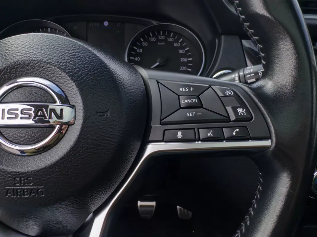 Nissan Qashqai 2019 - 18990 EUR, 106000 km - AUTO.MOTO.pt - 106000km - foto 19 de 41