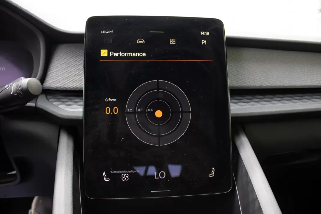 Polestar 2 2021 - 22500 EUR, 138000 km - AUTO.MOTO.pt - 138000km - foto 31 de 46