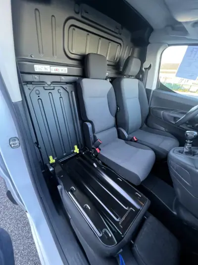 Citroën 2023 - 14999 EUR, 170703 km - AUTO.MOTO.pt - 170703km - foto 15 de 18