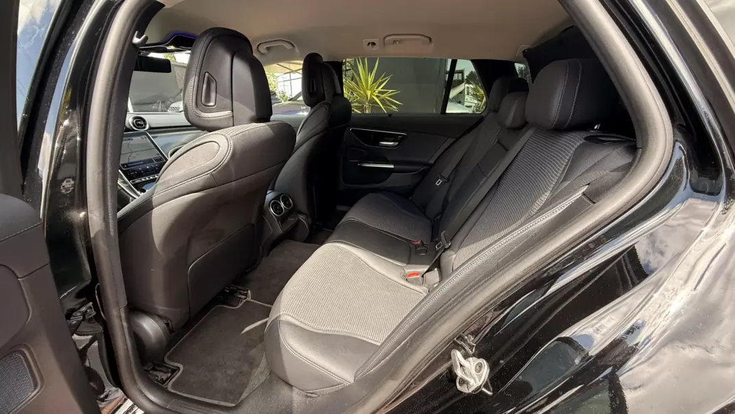 Mercedes-Benz C 220 2022 - 33990 EUR, 145000 km - AUTO.MOTO.pt - 145000km - foto 23 de 44