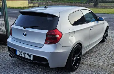 BMW 118 2018 - 9999 EUR, 300000 km - AUTO.MOTO.pt - 300000km - foto 2 de 24