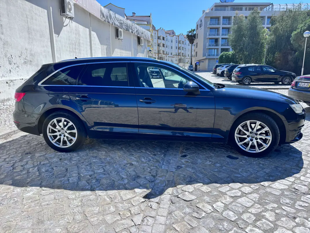 Audi A4 Avant 2017 - 19990 EUR, 228000 km - AUTO.MOTO.pt - 228000km - foto 2 de 10