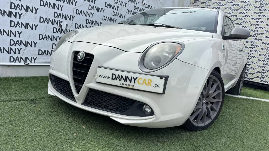 Alfa Romeo MiTo 2012 - 10250 EUR, 139000 km - AUTO.MOTO.pt - 139000km - foto 2 de 11