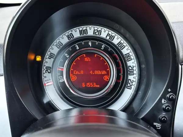 Fiat 500 2022 - 11950 EUR, 60000 km - AUTO.MOTO.pt - 60000km - foto 18 de 37