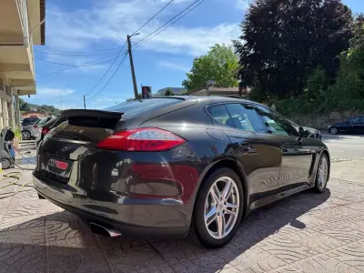 Porsche Panamera 2012 - 32900 EUR, 194000 km - AUTO.MOTO.pt - 194000km - foto 7 de 32