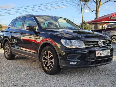 Volkswagen Tiguan 2019 - 24500 EUR, 49800 km - AUTO.MOTO.pt - 49800km - foto 3 de 17