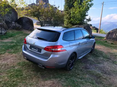 Peugeot 308 SW 2021 — foto 5 de 22
