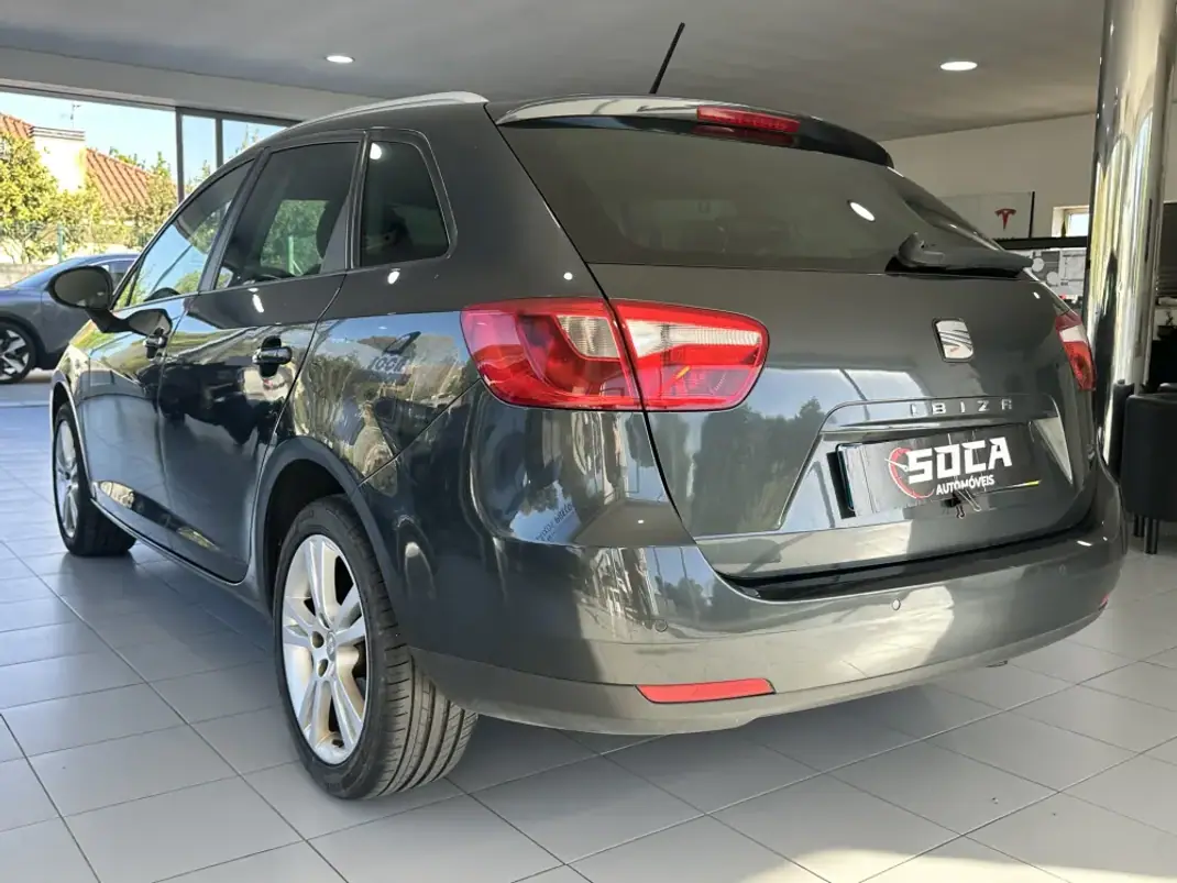 SEAT Ibiza ST 2011 - 6890 EUR, 148920 km - 148920km - foto 7 de 21