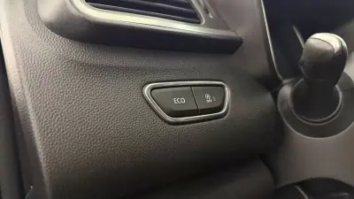 Renault Kadjar 2019 - 14990 EUR, 110028 km - AUTO.MOTO.pt - 110028km - foto 32 de 37