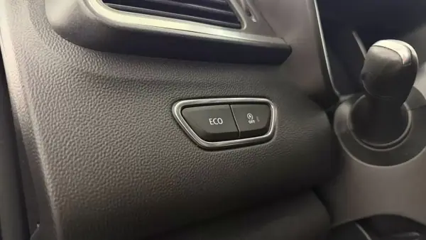 Renault Kadjar 2019 - 14990 EUR, 110028 km - AUTO.MOTO.pt - 110028km - foto 32 de 37