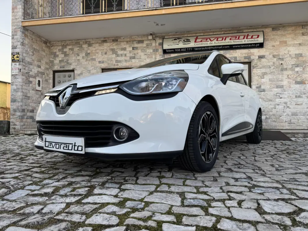 Renault Clio Sport Tourer 2016 - 10500 EUR, 138000 km - AUTO.MOTO.pt - 138000km - foto 20 de 37