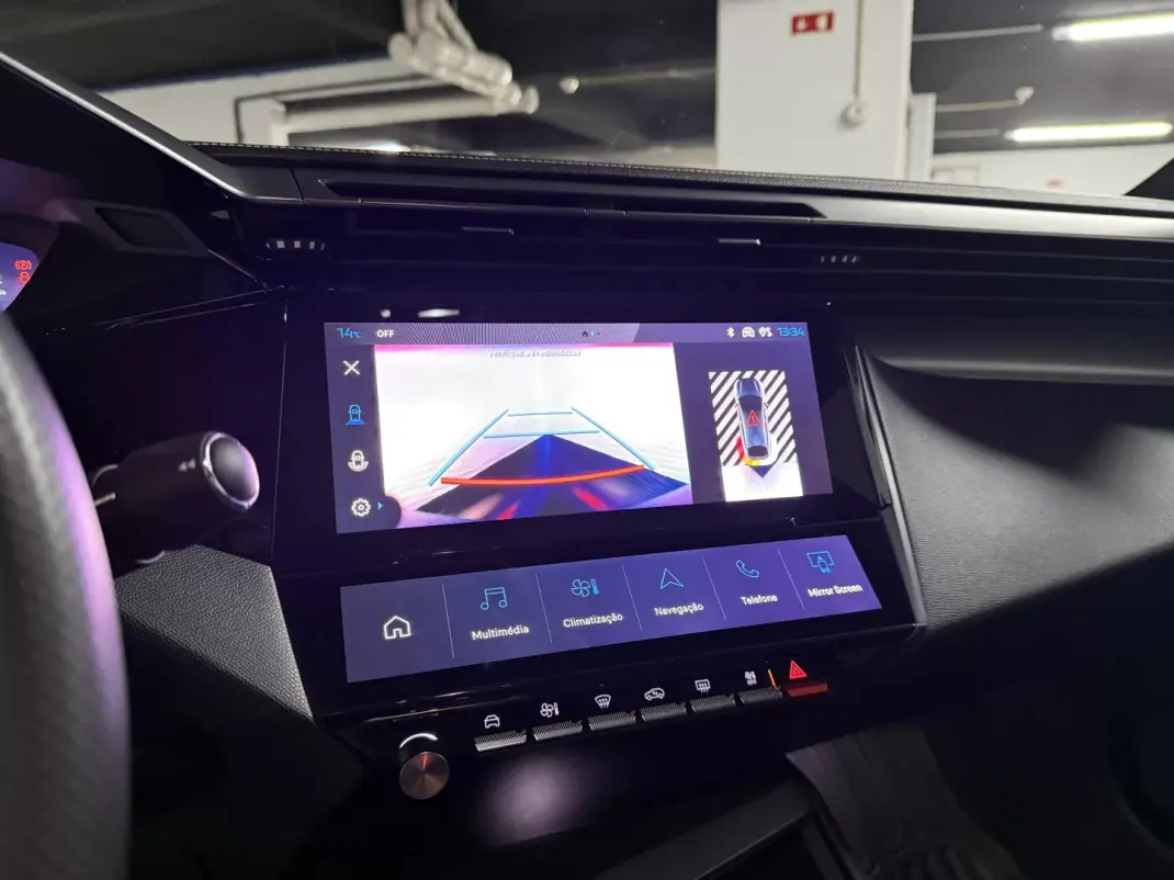 Peugeot 408 2022 - 28990 EUR, 46900 km - AUTO.MOTO.pt - 46900km - foto 26 de 30