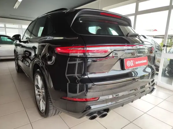 Porsche Cayenne 2020 - 74500 EUR, 67300 km - AUTO.MOTO.pt - 67300km - foto 7 de 40
