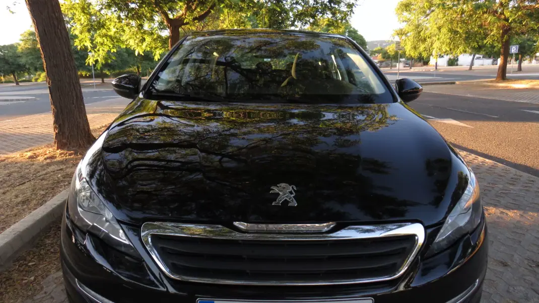 Peugeot 308 SW 2014 - 10800 EUR, 194000 km - 194000km - foto 6 de 15